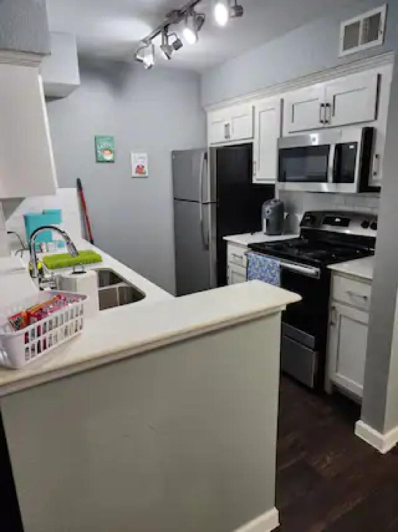 Blue Shark *B501* @ Medical Center 1Br Modern King Apartment With Private Patio Houston Exterior foto